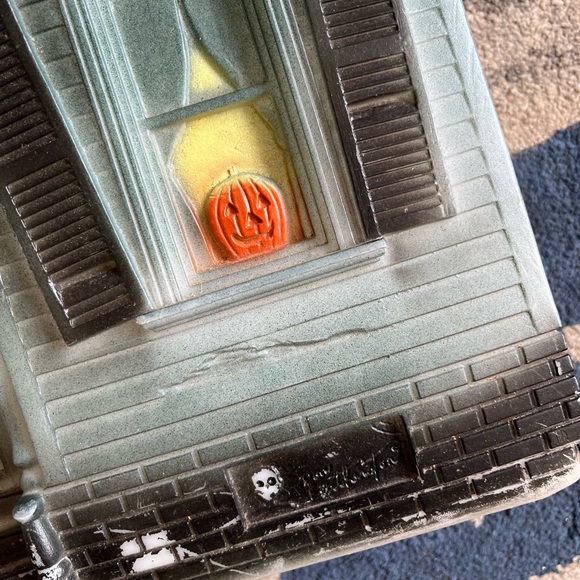 RARE Don Featherstone Haunted House vintage Blow Mold Halloween